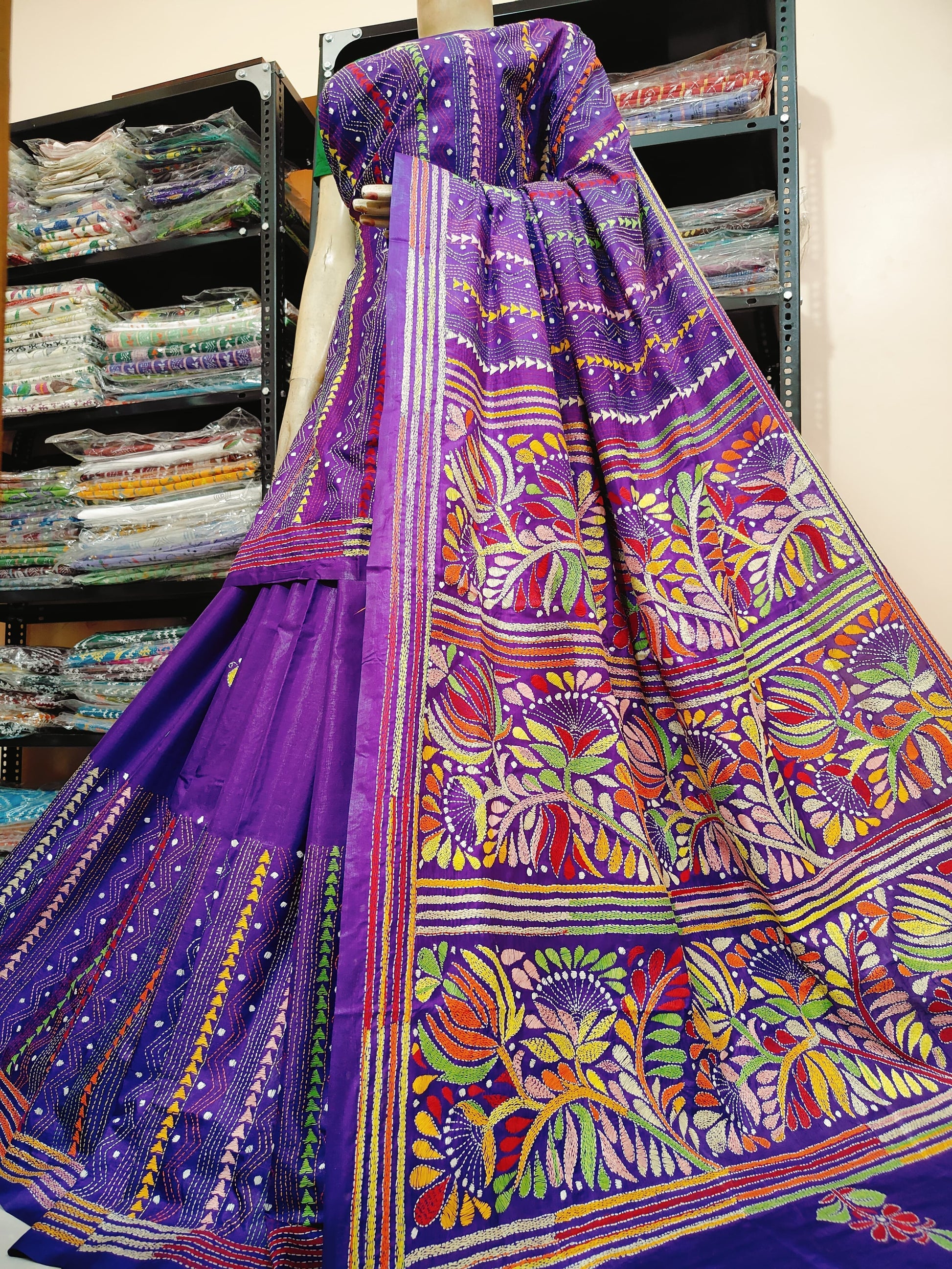 Traditional Shantiniketan hand Kanthastitch saree On 
Belendend bangalore silk Material 
With Kanthastitch Work Bp