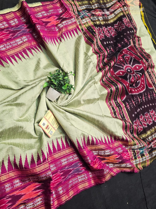 High demanding design 
*Pure Raw silk Handlloom ikkat and vidarbha (karvati kinar) temple border saree or ikkat pallu with contrast blouse*
silkmark certified
