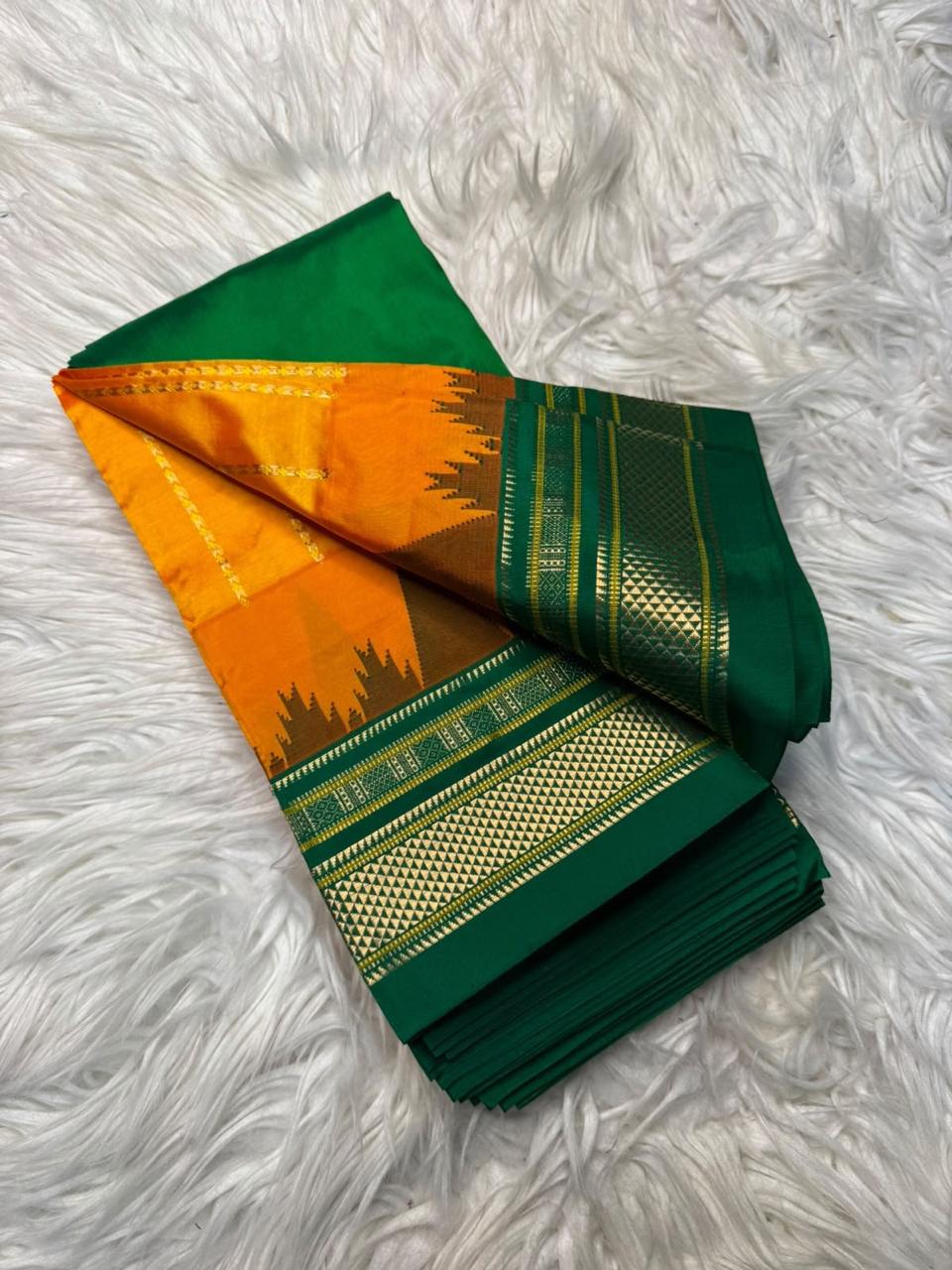 Material - pure silk 
Border - chikki paras
Saree Name -ilkal pure silk horizontal and also vertical stripes jari with temple border saree
Pallu -silk pallu
Blouse -contrast
Handloom -yes
Saree length- 6.2