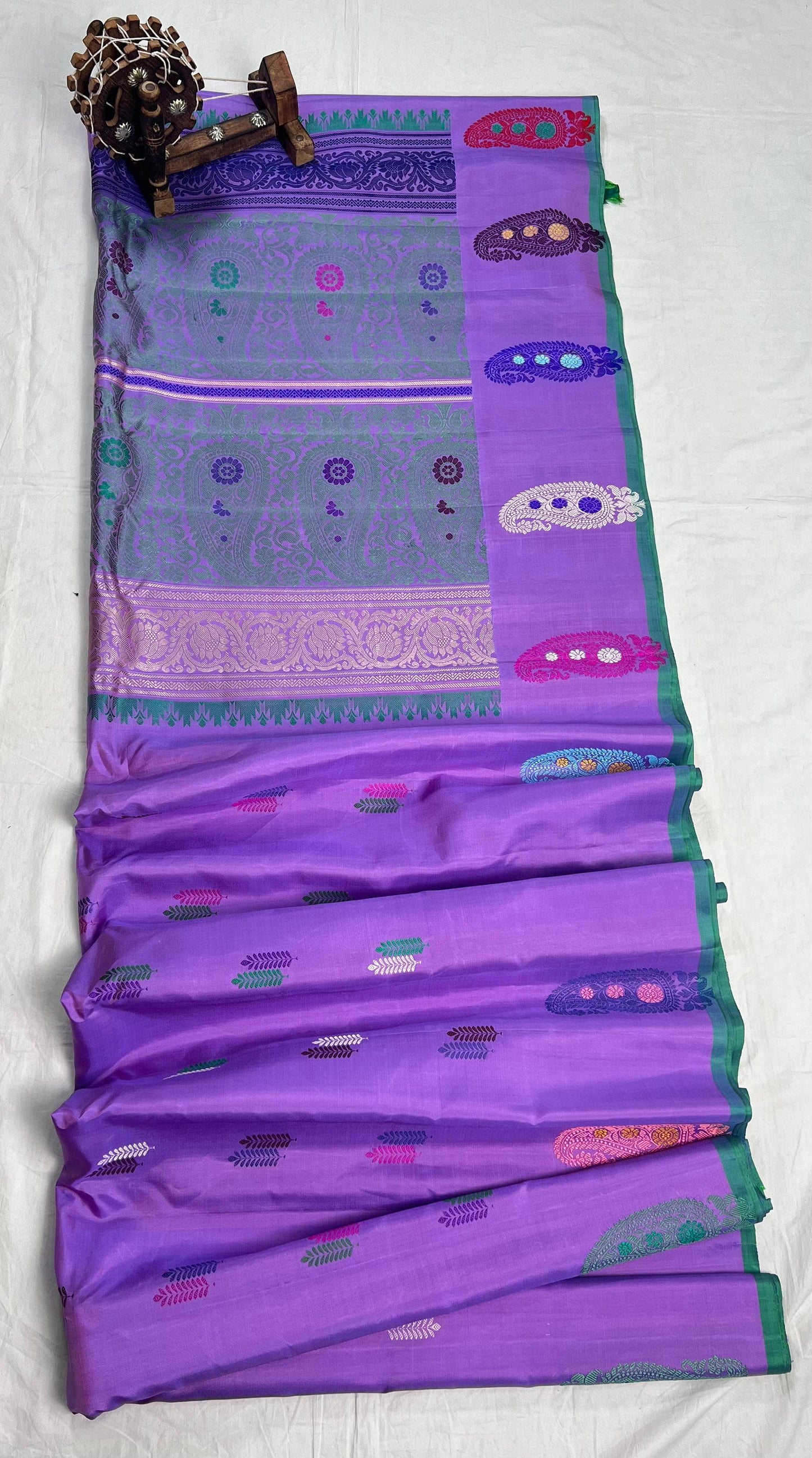 Zeena | Gadwal Sarees in pure Silk