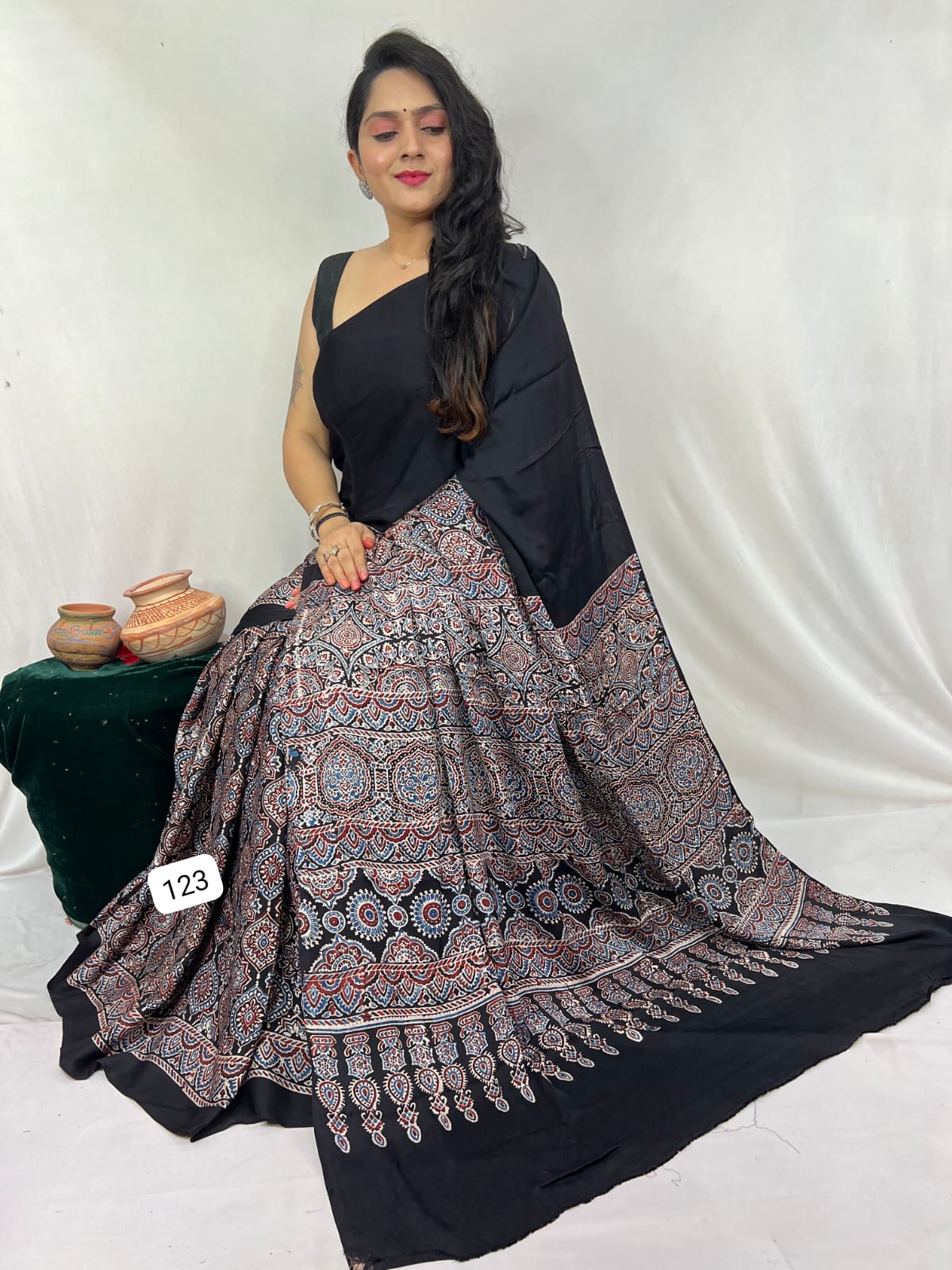 
🥻 Pure Modal Silk  Saree 🥻
🏕️ Natural / Vegetable Dyeing with Ajrakh Hand-Block Print

📦 All pics available
🎨 New colours / new patterns added 6.50...Full  saree  ..45..with 
