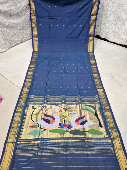 Yeola cotton paithani*
Pure cotton 
Handloom saree
Traditional Narali border 
Running blouse 
Shoulder butta 