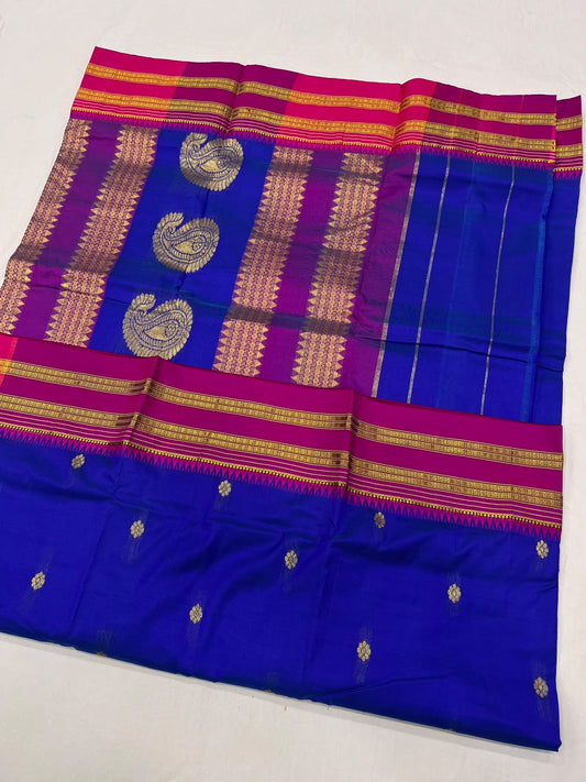 *Narayanpeth silk saree*
Running blouse 
Shoulder butti 
Pure silk
*Price: 6300/- + ship*