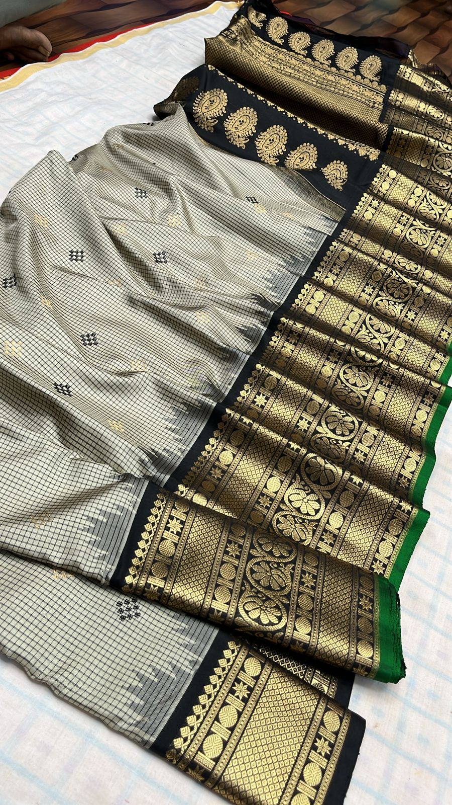 ✨✨Pure Gadwal Traditional Kuttu
 Kanchi Big Border Pattu Sarees ✨✨