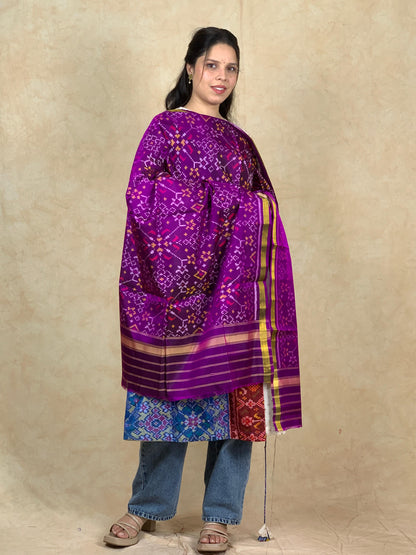 Ikagrah | SINGLE IKAT PATOLA SILK DUPPATA