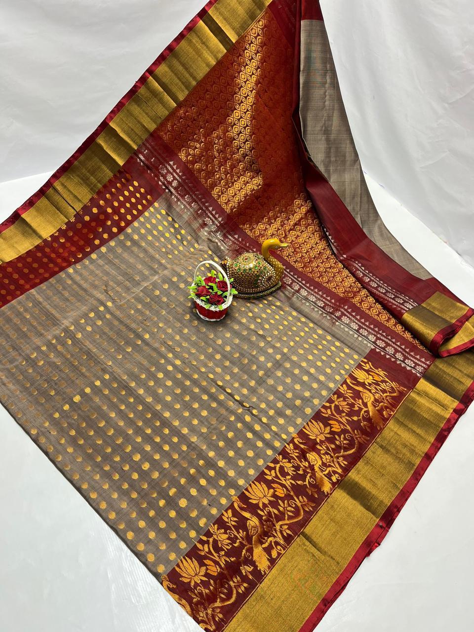 Unaisa | Uppada Pattu Saree with all over buttis