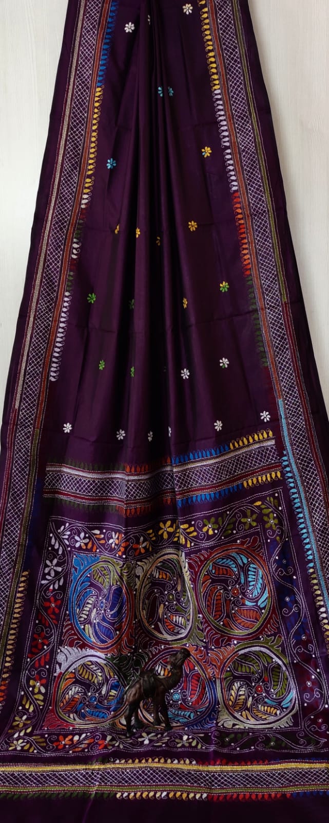 Beautiful kantha work on blended Bangalore silk

With kantha stich work bp