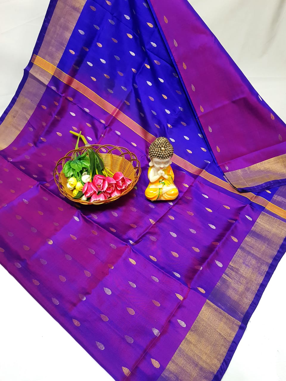 Ullaah | Uppada-Pattu-Nakshatra butti-Saree