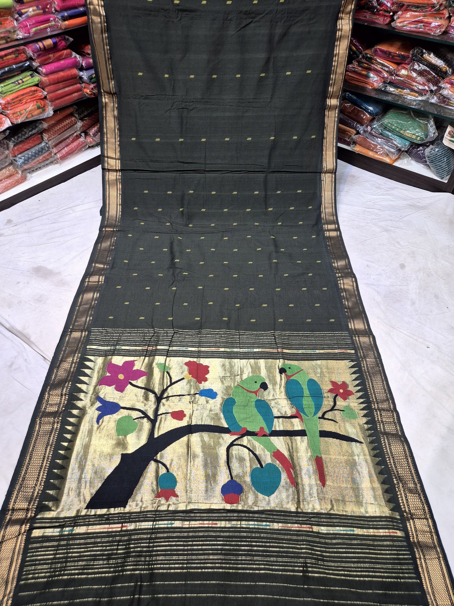 Olivya | Cotton Handloom Paithani Saree