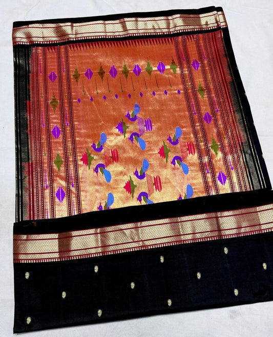 Vranisha | Pure handloom silk paithani