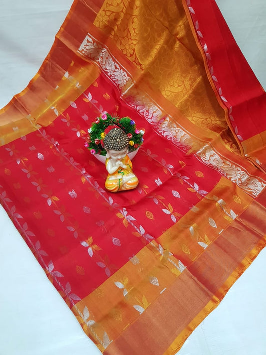 🌹💐uppada pattu 💐
🌹💐Butterfly checks Buta sarees 
Fabric:  uppada pattu /pattu 🌹💐