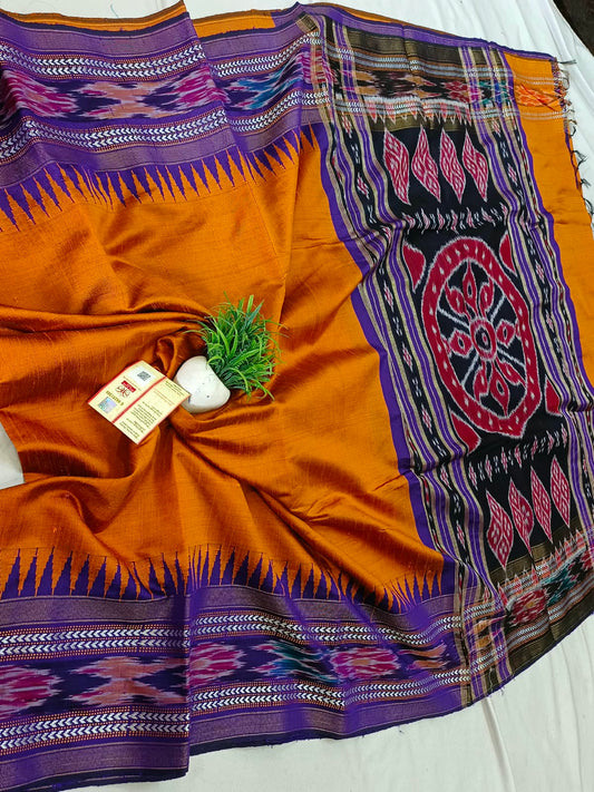 *Pure raw silk handloom Ikkat and vidarbha temple border saree with contrast blouse*
Pure raw silk saree
Silk mark certified
Handloom made
Best quality