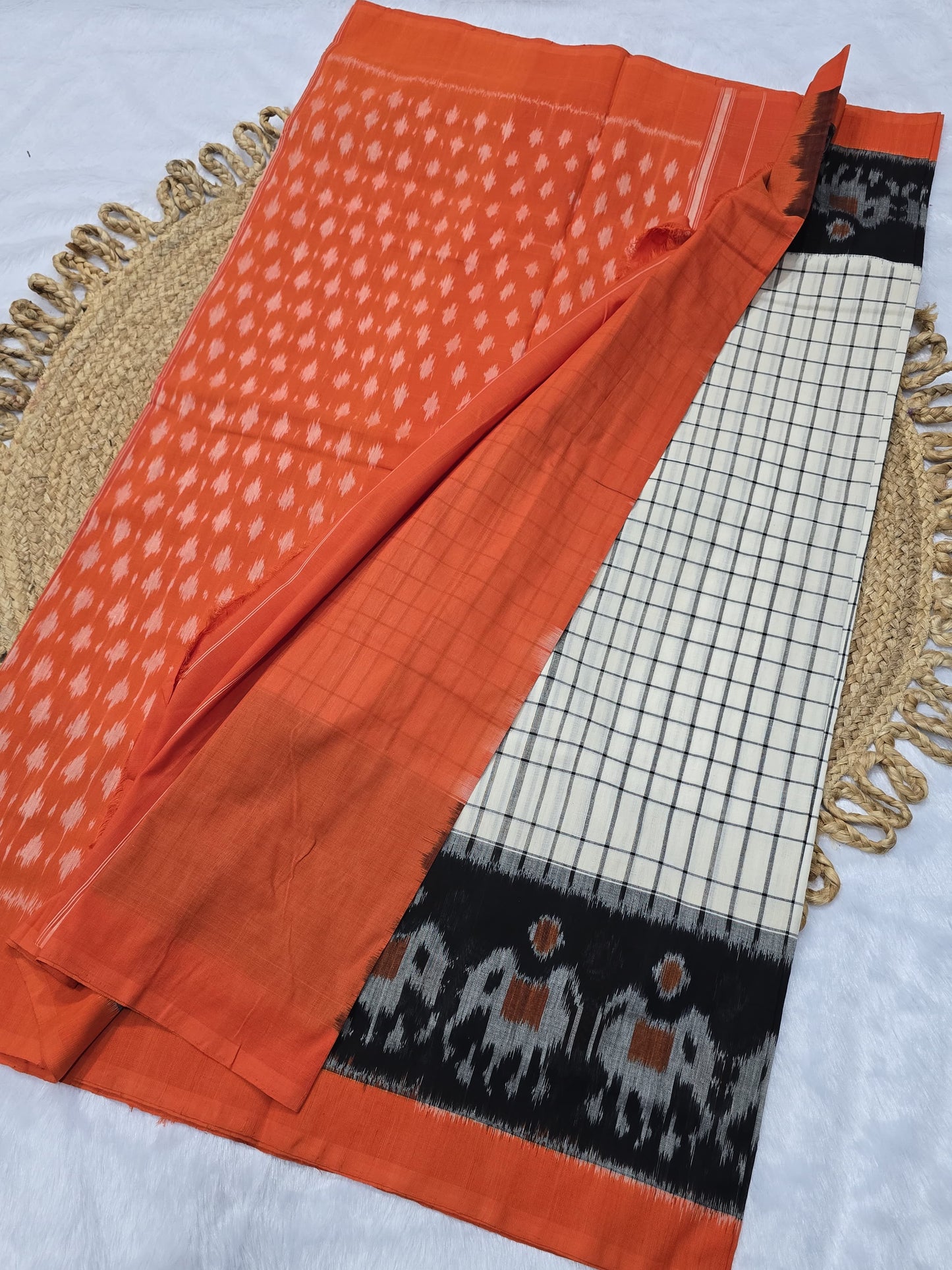 Ibha | Pochampalli Cotton Ikat Saree