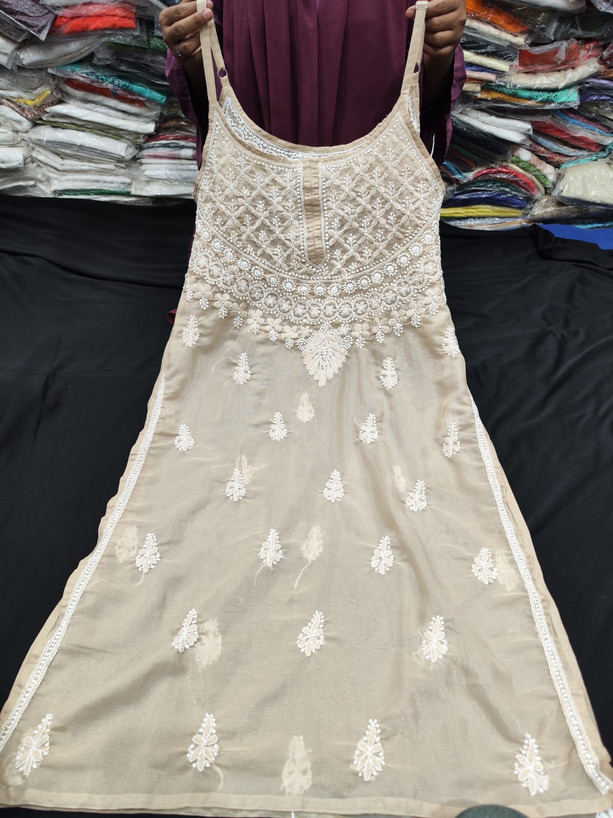 Chismera | Chikankari Spaghetti Kurta