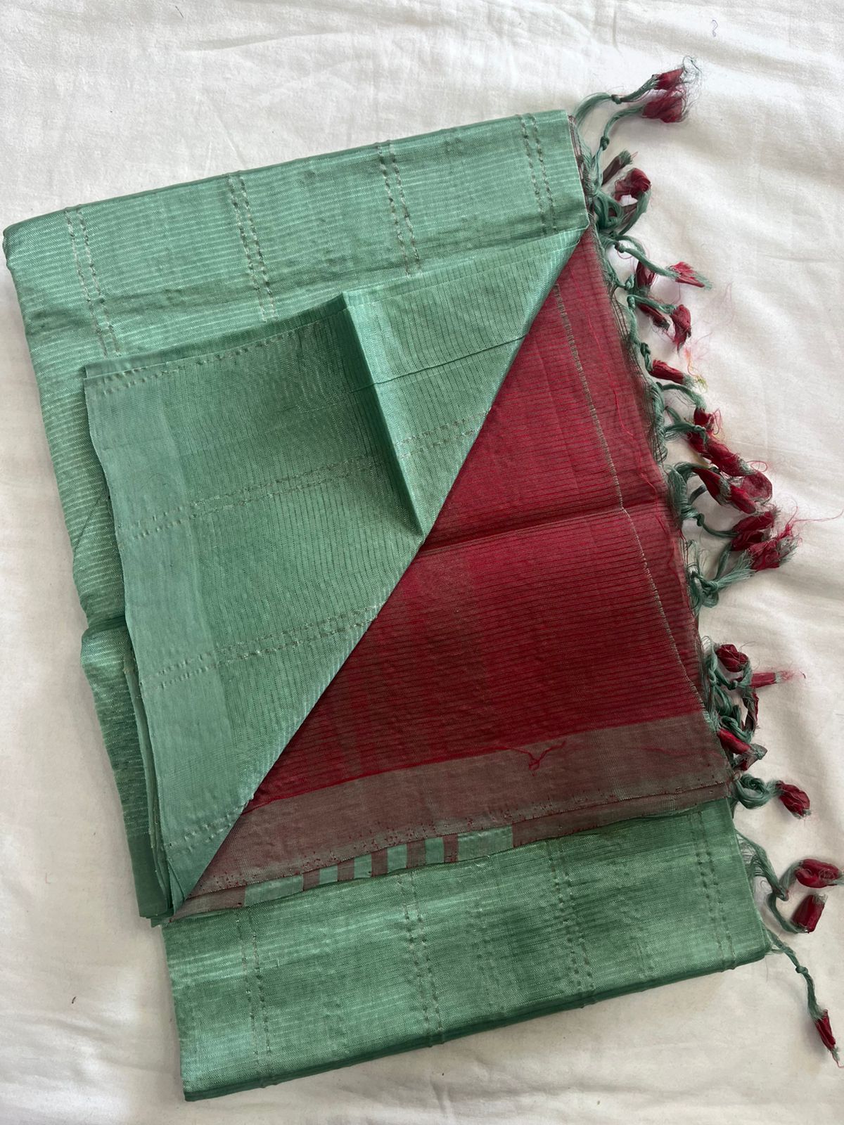 **Material **:- Mangalagiri handloom pattu by cotton 

**Model **:- all-over zari lines model sarees 

Contrast zari lines pallu & blouse