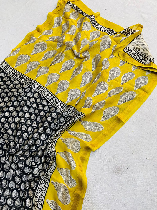Let’s Wear #ethicallymade✅
🍁Beautifully Crafted Maheshwari Silk Saree  collection🍁
 Specially Designed in Bagru  jahota rapid dabu hand block print
100% Natural Dye
Fabric : Maheshwari Silk 
Length : 5.5 Meters
Blouse Piece : 0.90 Meter
