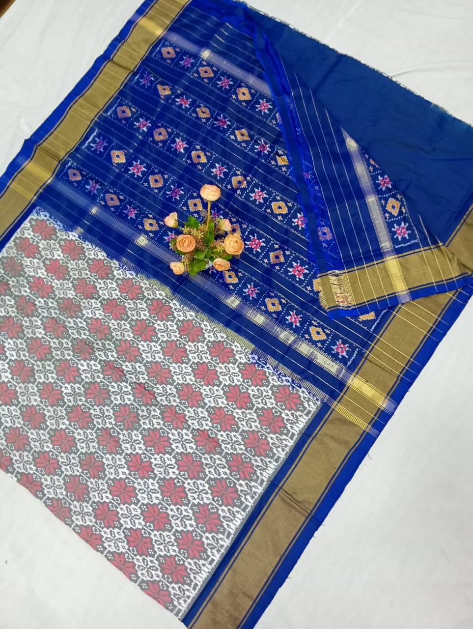 Iraja | Pochampally Ikkat silk saree