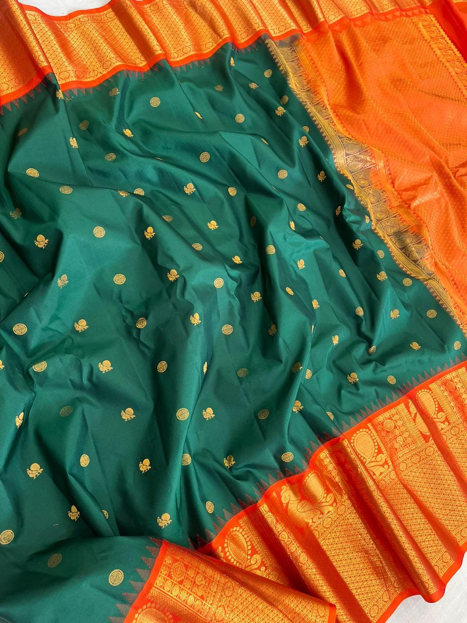 Deepa | Gadwal Sarees in pure Silk