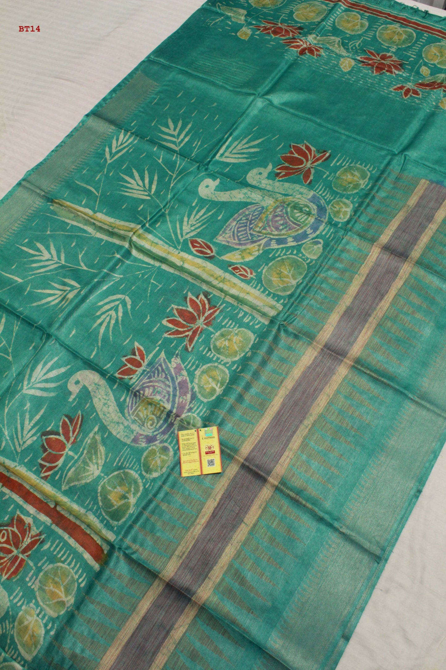 👆Pure Kosa Silk, Hand-batik Print Saree With Blouse Piece