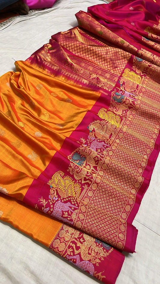 ✨✨Pure Gadwal Traditional
           Meenakari turning
           Border Pattu Sarees ✨✨
