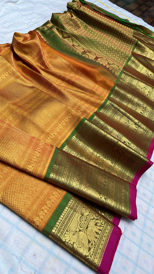 ✨✨Pure Gadwal Traditional
          Border Brocade 
          Pattu Sarees ✨✨