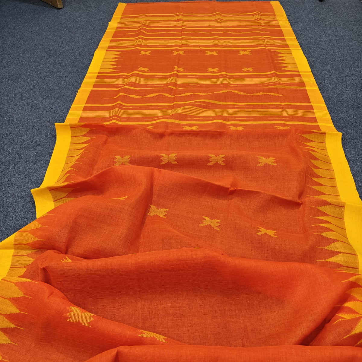 Authentic handloom
 monipuri cotton saree
With bp
