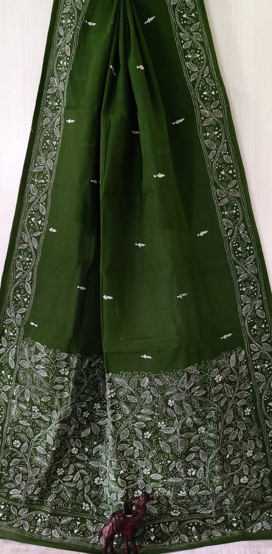 Very Exclusive Hand kantha stitch work on Premium Quality pure cotton saree

Without blouse piece 

Very demanding saree❤️
Book your order soon
