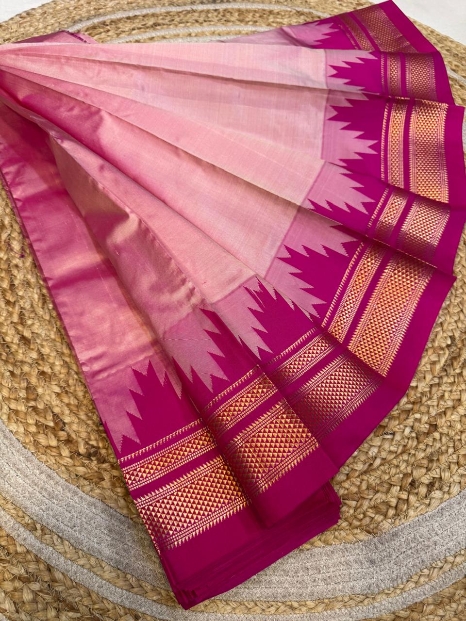 
*Big Temple Border Ilkal*

Exclusive silk ilkal saree 
Pure silk big temple border design superior quality ilkal saree
With contrast blouse 
6.10mtrs length 
Full body pure silk Border, pallu & blouse semi silk 