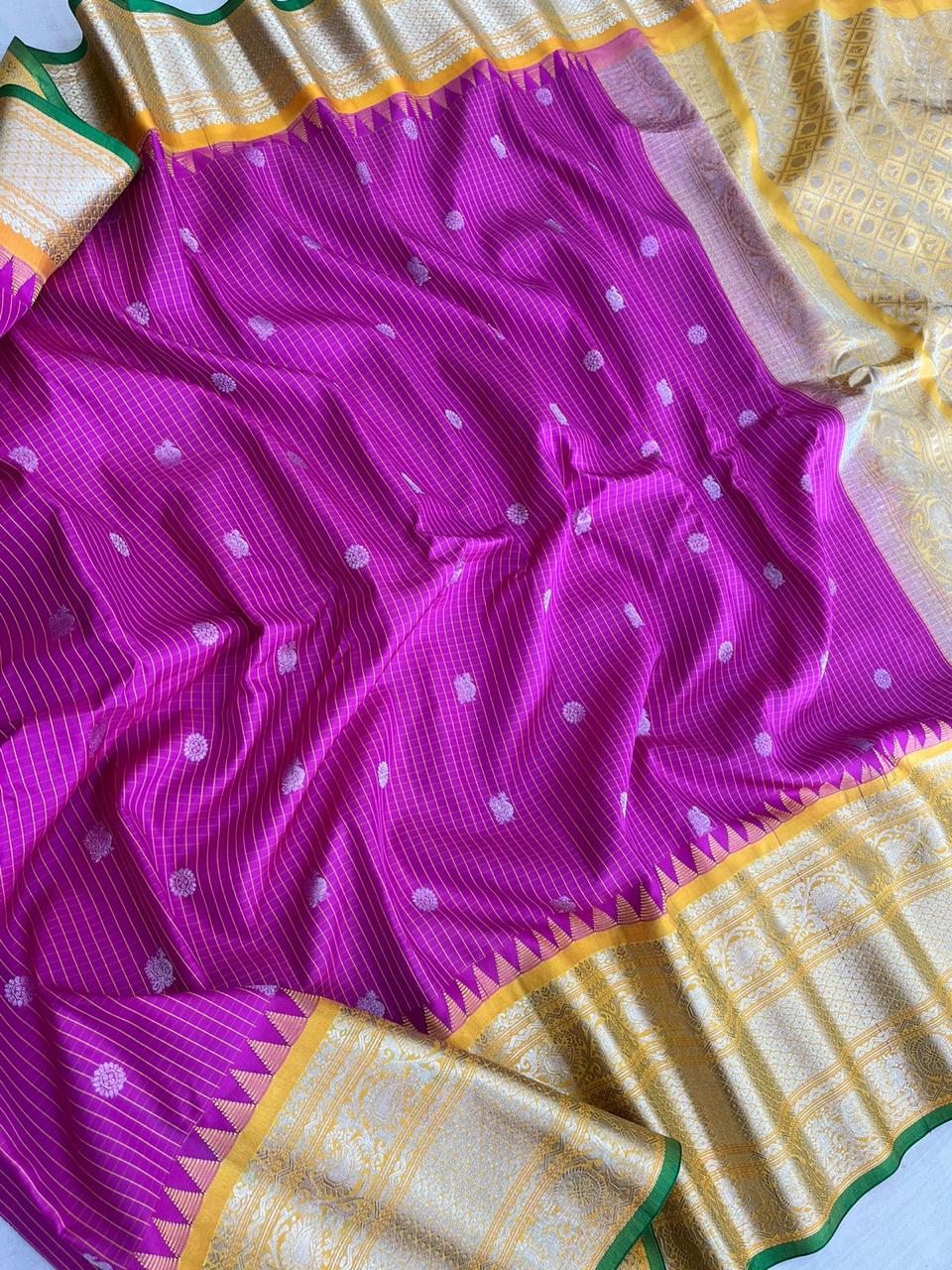 Auritra | Gadwal Sarees in pure Silk