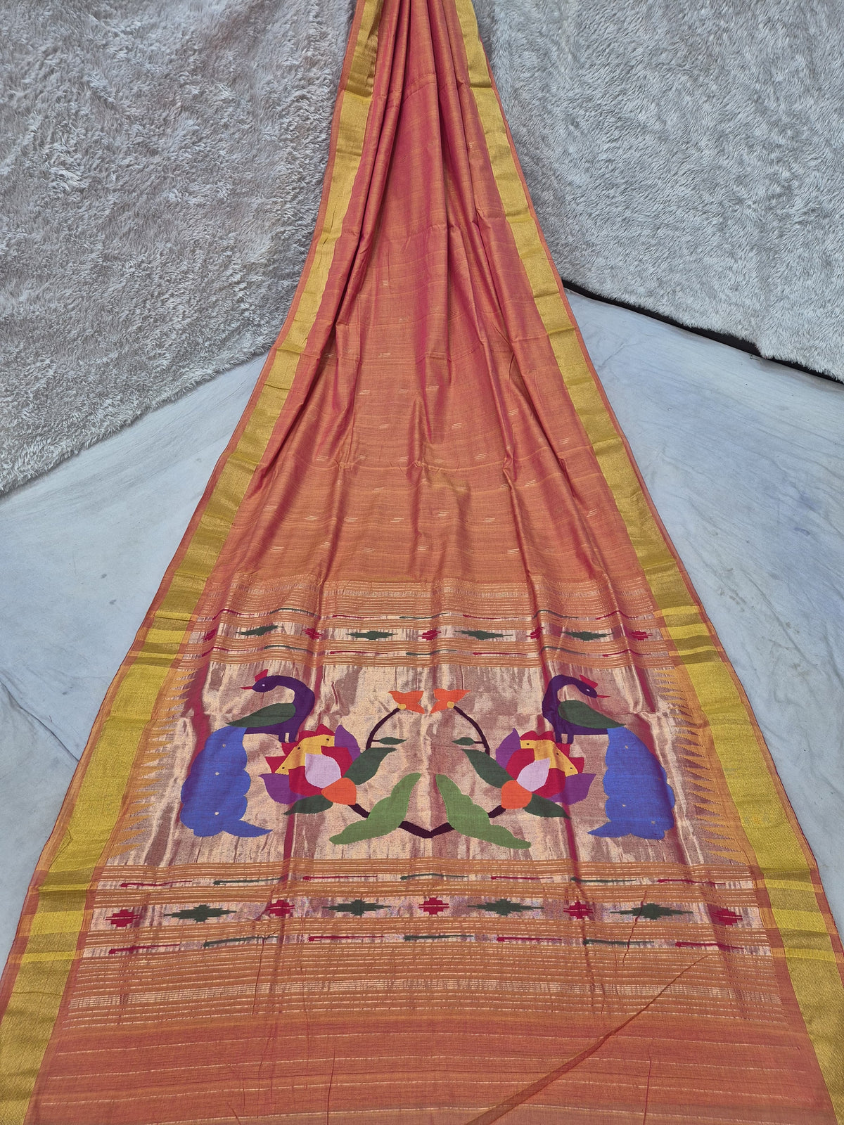 *Yeola cotton paithani*
Pure cotton 
Handloom saree
Patta border 
Running blouse 
Shoulder butta 