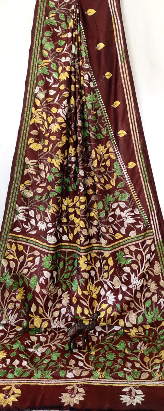 Beautiful kantha work on blended Bangalore silk
With kantha stich work bp