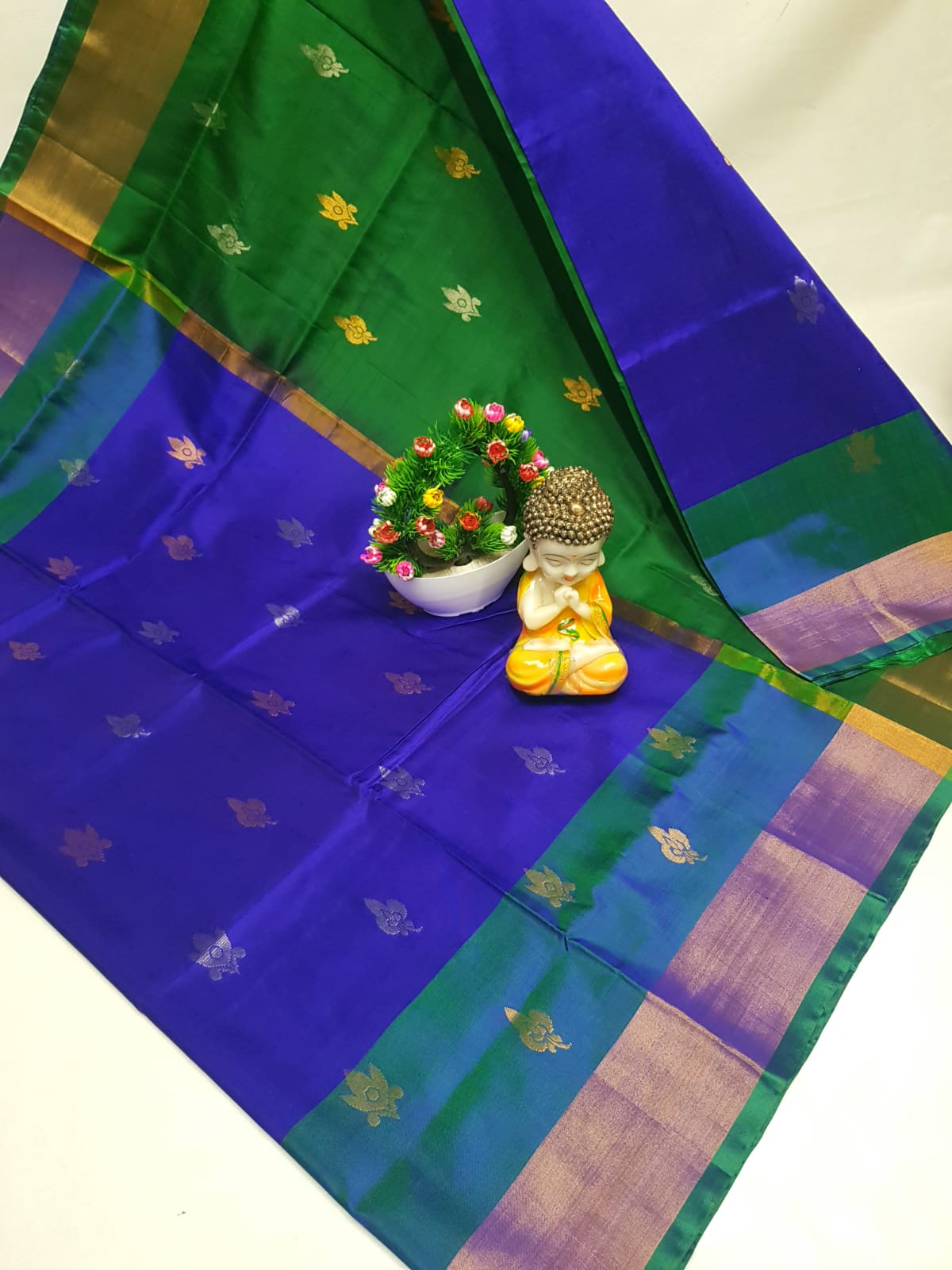 Uveen | Uppada Pattu Saree