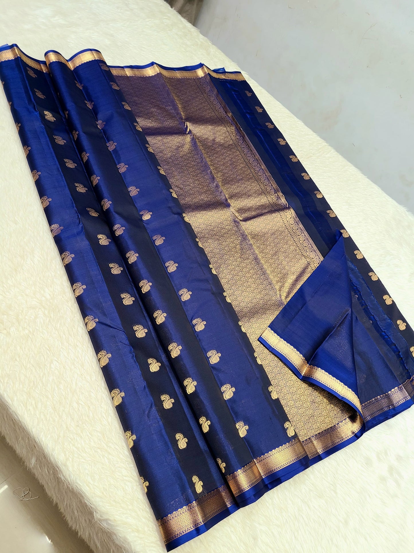 Aarina | Kanjeevaram pure silk saree