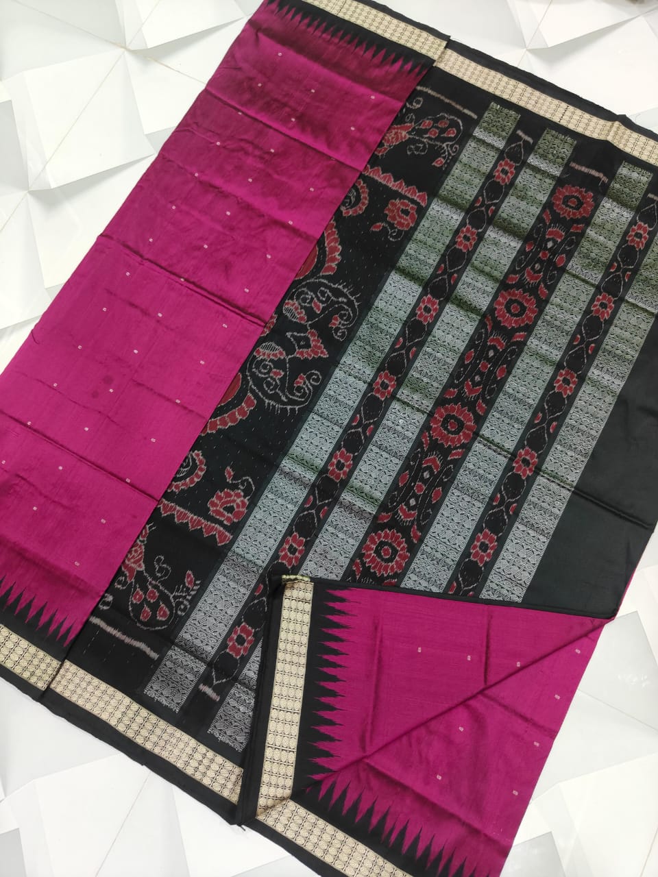 Ivasya | Sambalpuri Saree