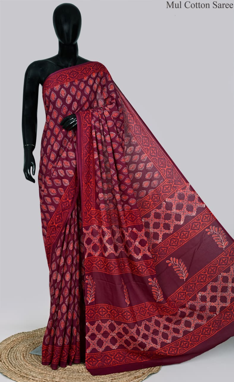 premium Traditional Mulmul CottonBeautiful Pure Soft Mulmul Cotton Sarees available*
Size: 6.30 mtr with blouse 