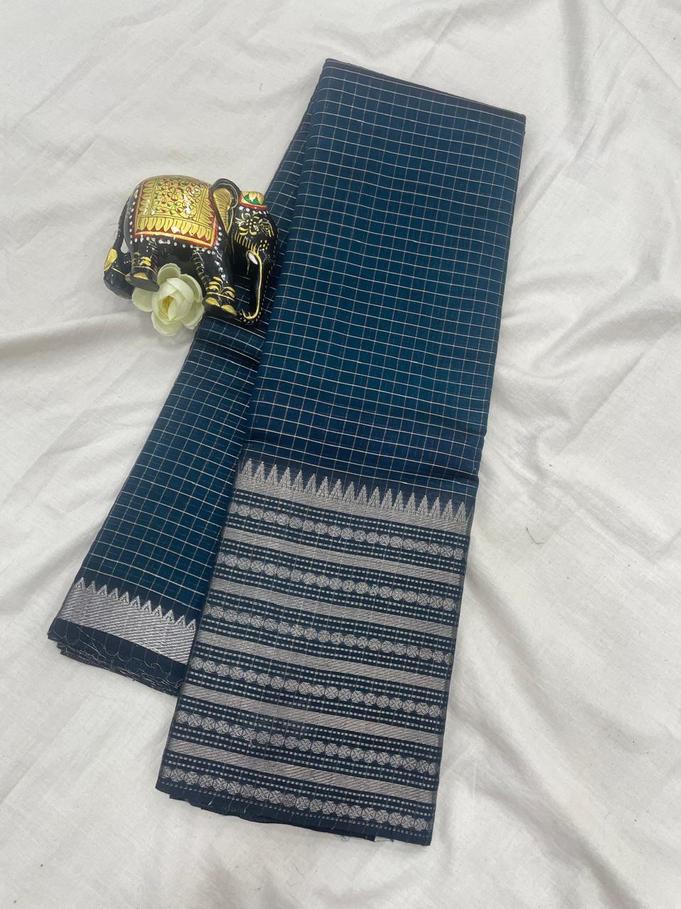 *Pure mangalagiri handloom Pattu sarees with rudraksha boarder*

*Saree all over small checks with big rudraksha boarder*

*Pallu blouse self*