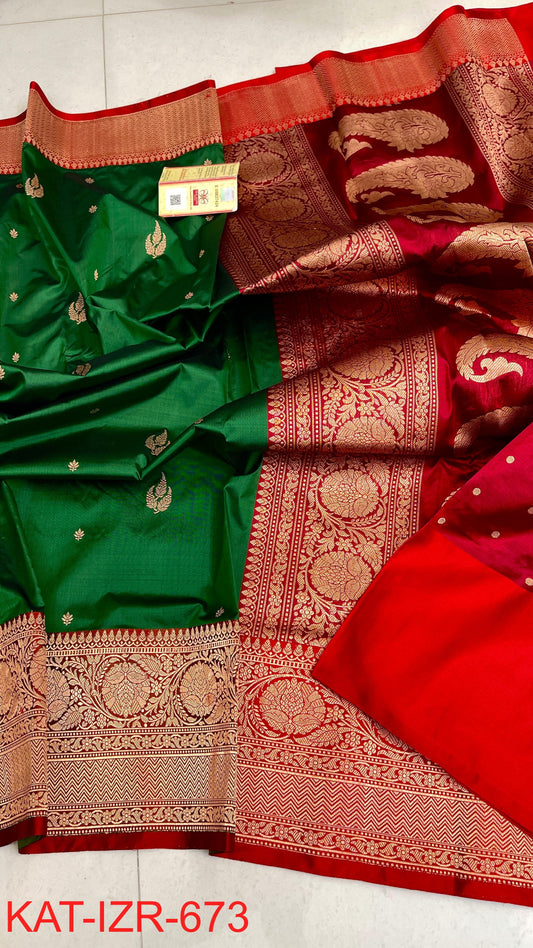
Pure Handloom banarasi KATAN **Checks +Meenakari* SAREE
                *KATAN Checks + Meenakari*
Silk Sarees with antique Jari 
*Rich Pallu
*  Blouse with Border
* Smooth & Soft Fabric with silkmark certificate