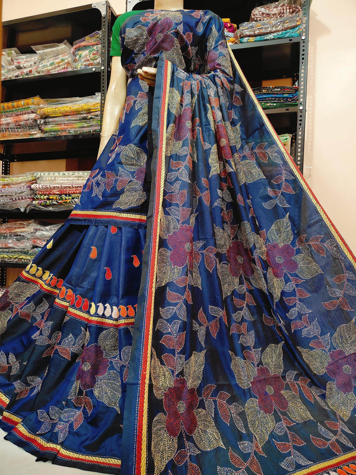 Traditional Shantiniketan hand Kanthastitch saree On 
Belendend bangalore silk Material 
With Kanthastitch Work Bp