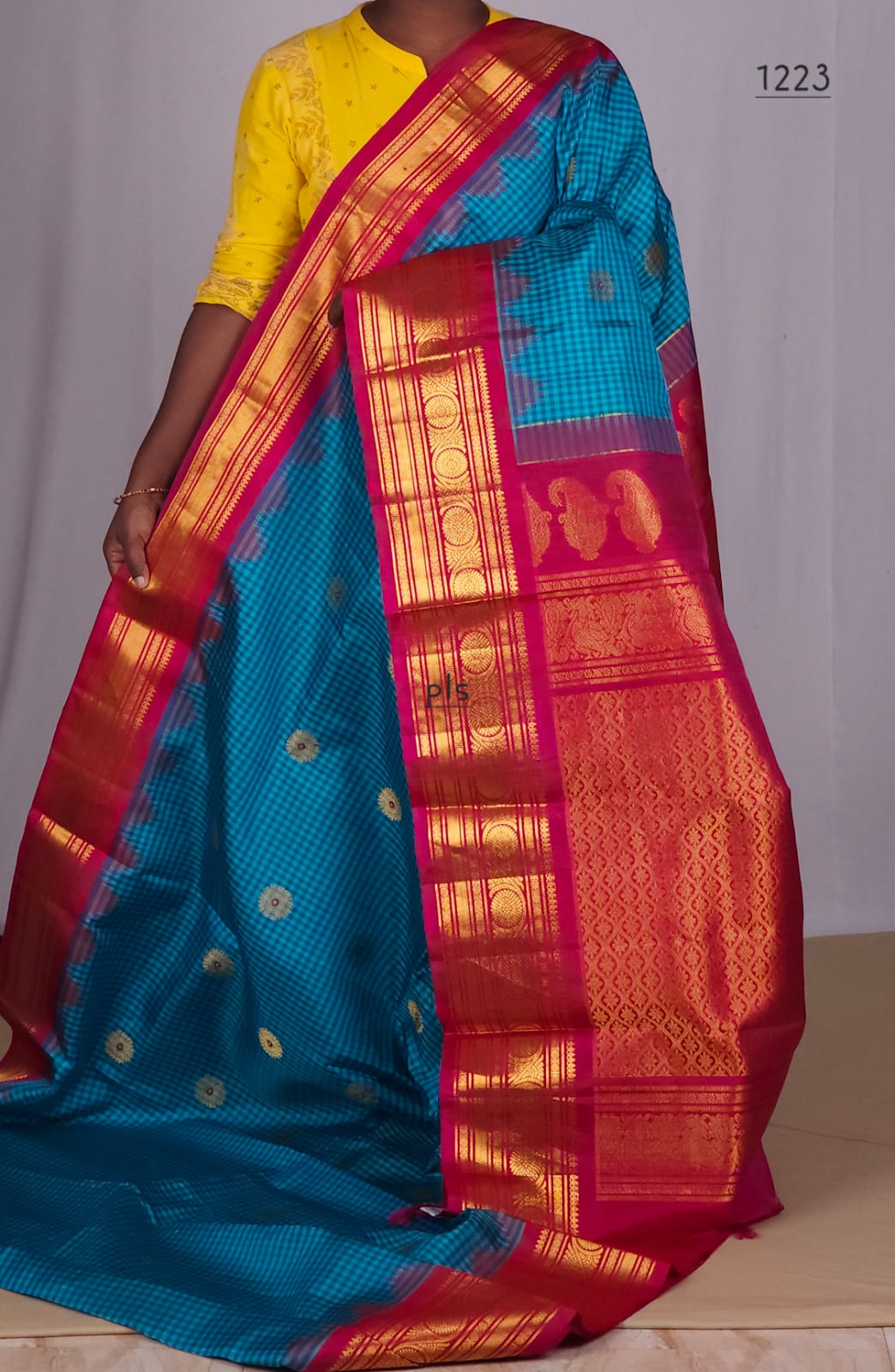 Ganalya | Pure Pattu Gadwal Sarees