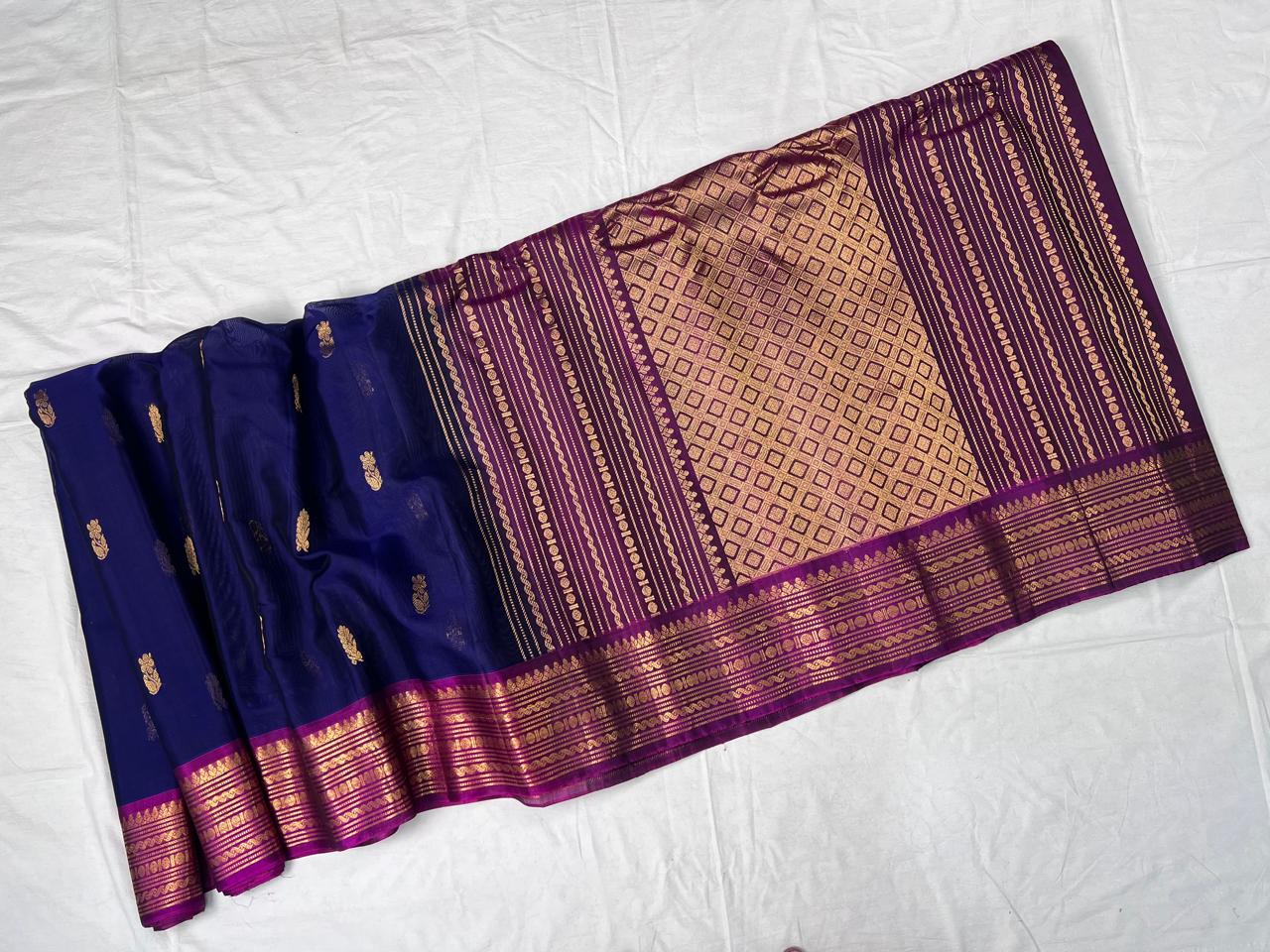 Gauahar | Gadwal Sarees in Silk Cotton