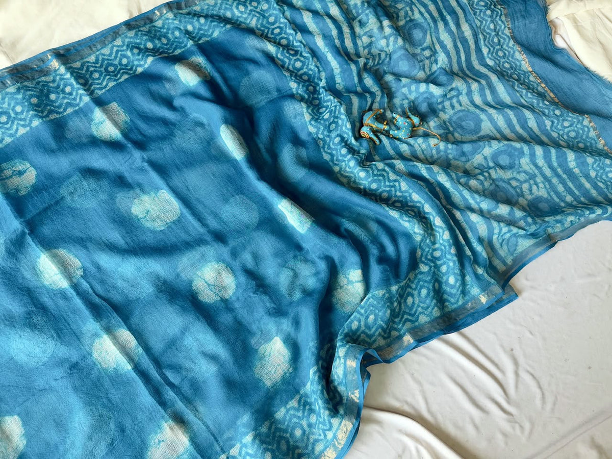 Summer special collection
Vanaspati ajark print

🥻🥻🥻🥻🥻🥻
 Kota saree new collection of Bagru print 
New collection Saree Kota Doriya .
Hand made 
Block print , Dabu print , Bagru print , vaspati print, ajark prijt
Saree length 5.5 mtr
Blouse.  80cm
Hand block printed