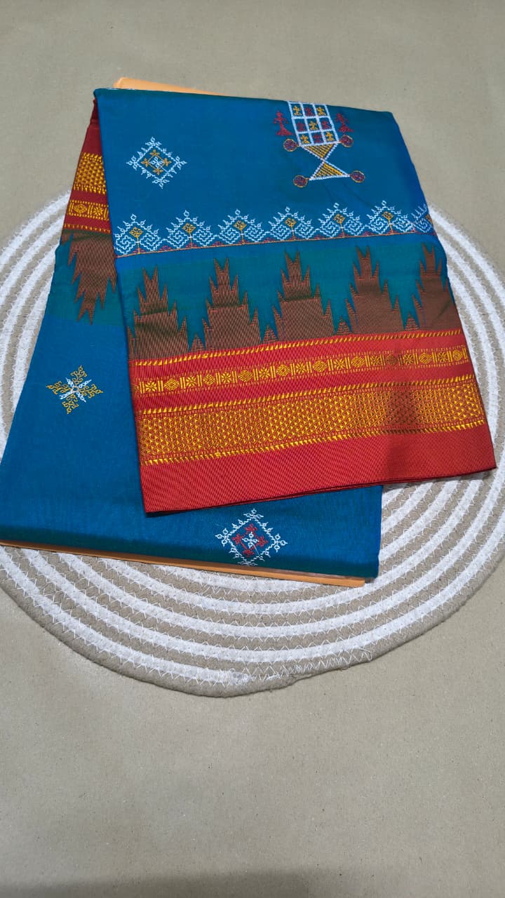 Material - Maserised cotton 
Border - Temple border, Chikki Paras
Saree Name -kasuti saree 
Pallu -Ilkal pallu top
Blouse -contrast
Saree length- 6.20