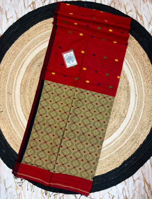 Matka jamdani
 saree
With bp