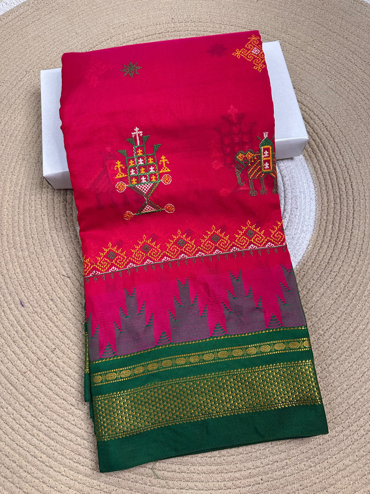 Material - Maserised cotton 
Border - Temple border, Chikki Paras
Saree Name -Tana warpa kasuti saree 
Pallu -Ilkal pallu
Blouse -contrast
Handloom -no
Saree length- 6.2