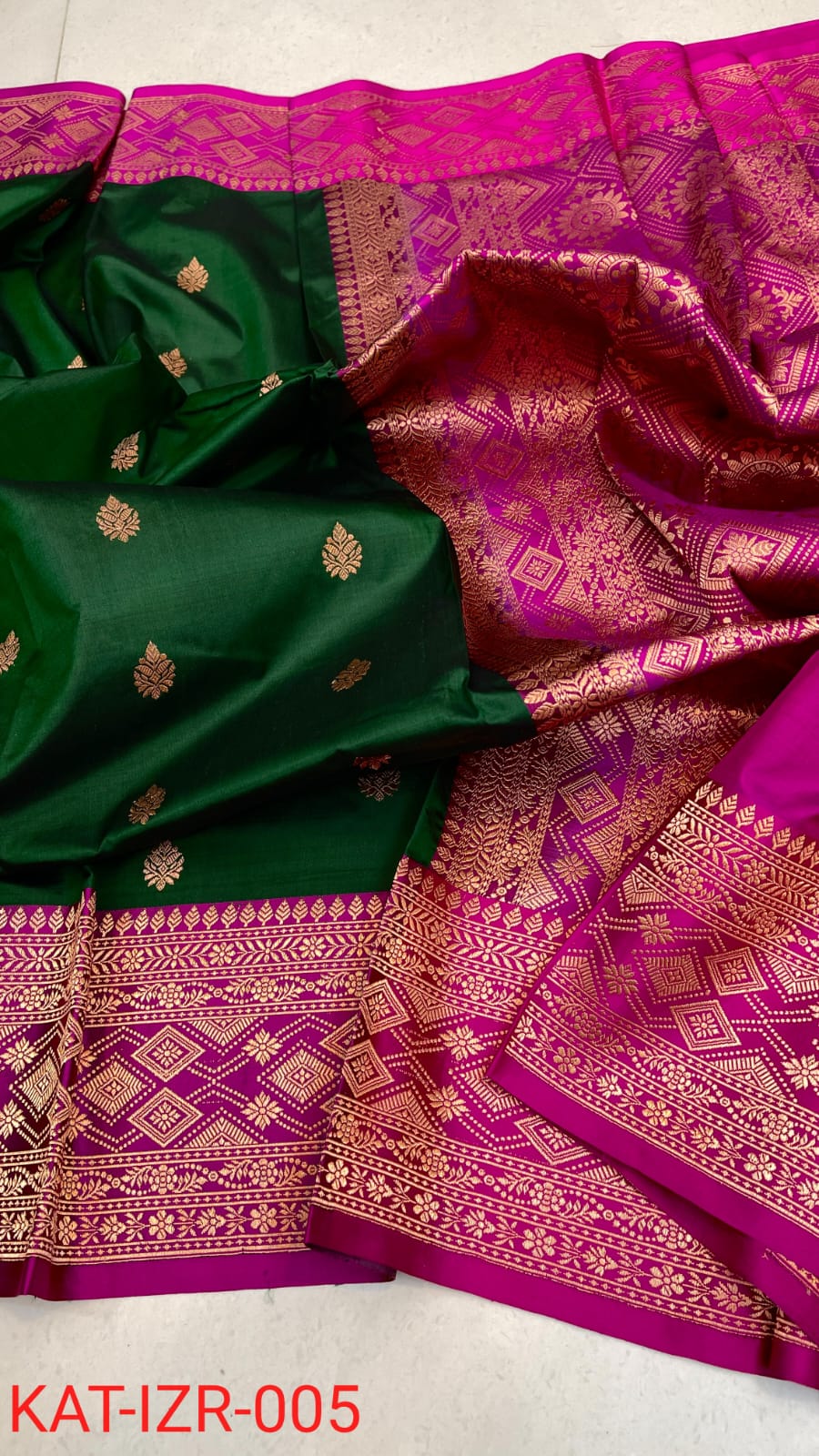 Bodhita | Katan Silk Banarasee Saree