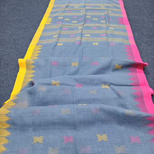 Handloom manipuri cotton saree
With bp