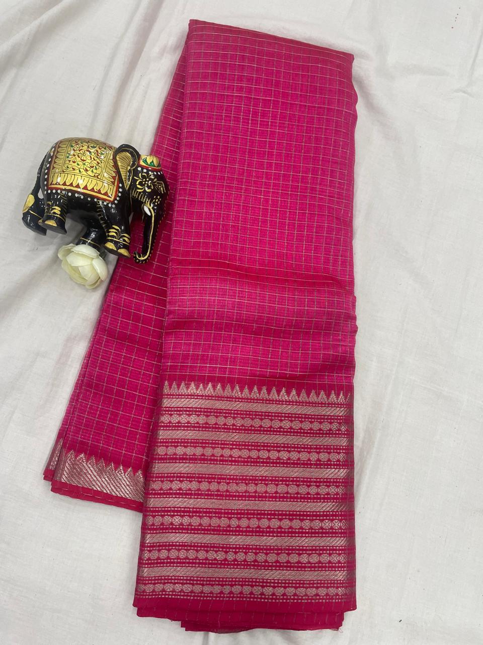 *Pure mangalagiri handloom Pattu sarees with rudraksha boarder*

*Saree all over small checks with big rudraksha boarder*

*Pallu blouse self*