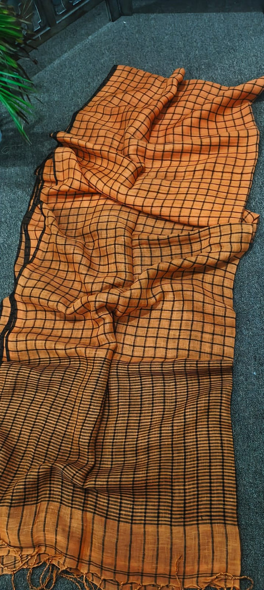 Pure jayasree
 linen by linen saree
With bp