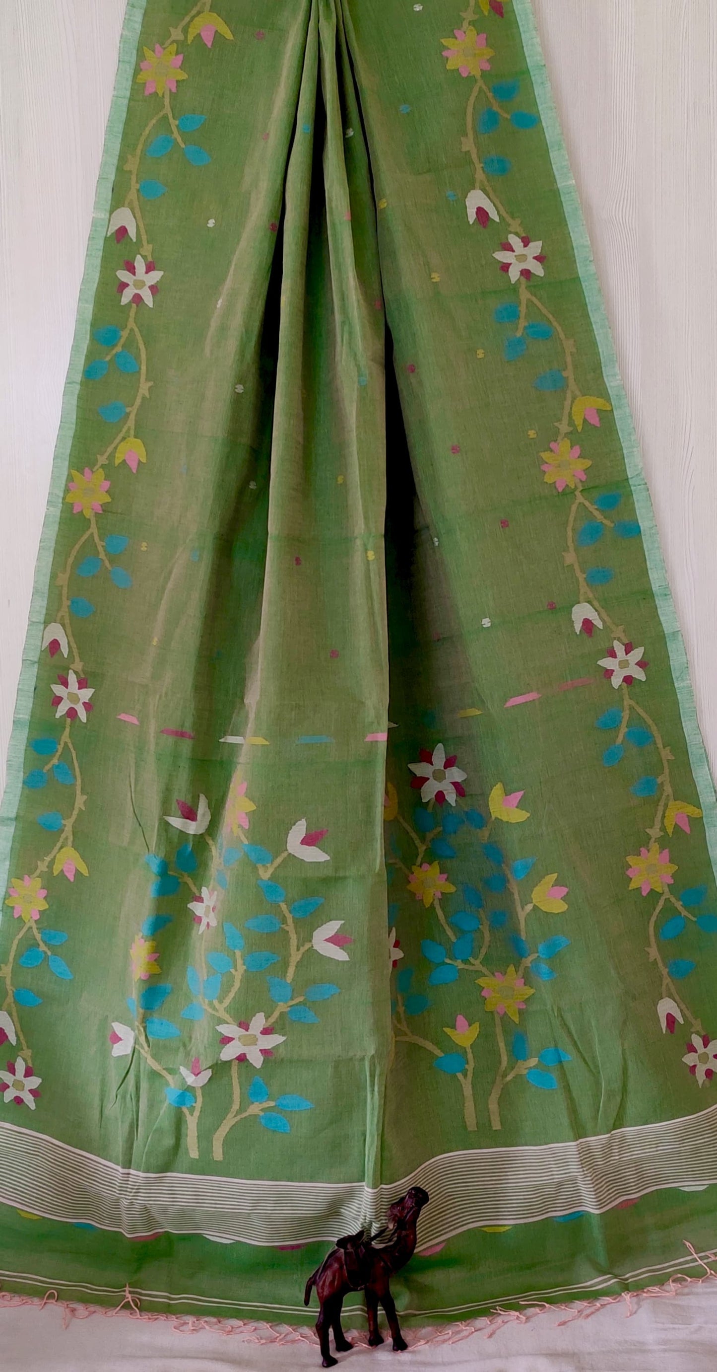 Jasmineuja | handwoven Cotton Needlework jamdani saree
