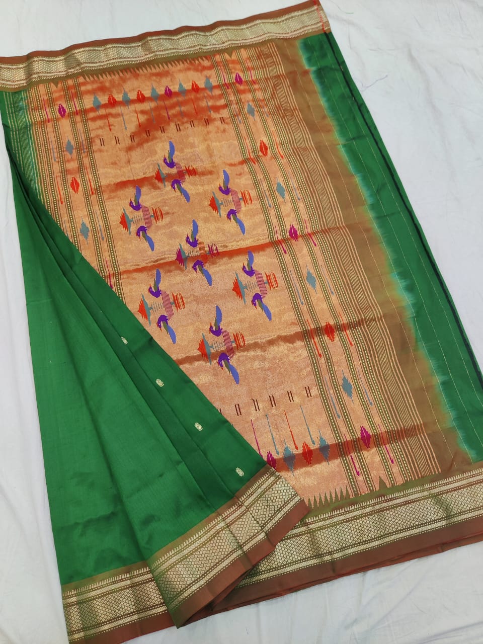 Prahmila | Pure silk handloom Paithani Saree